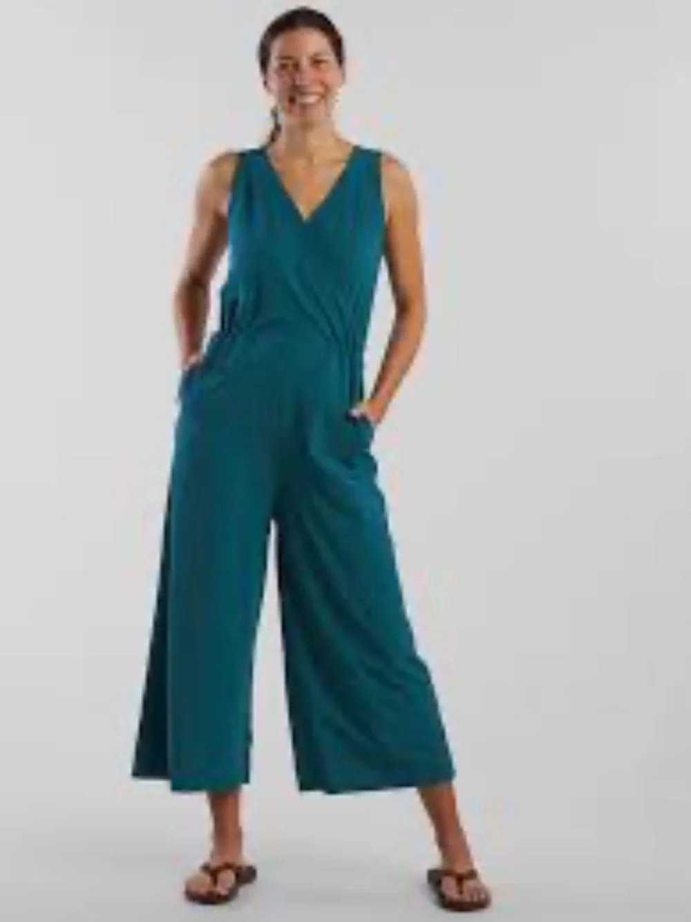 T9 Title Nine Round Trip Sleeveless Jumpsuit - Picture 5 of 12
